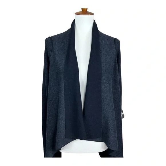 LULULEMON Reversible Waterfall Cardigan in Black/Grey One Size Casual warm wrap - Picture 2 of 11